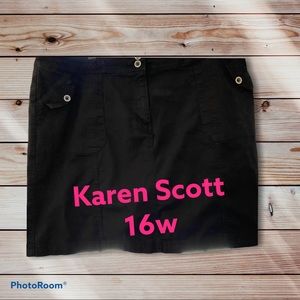 Skort black 20 in long Karen Scott